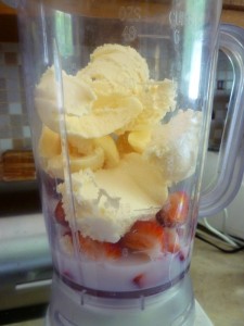 easy strawberry orange milkshake